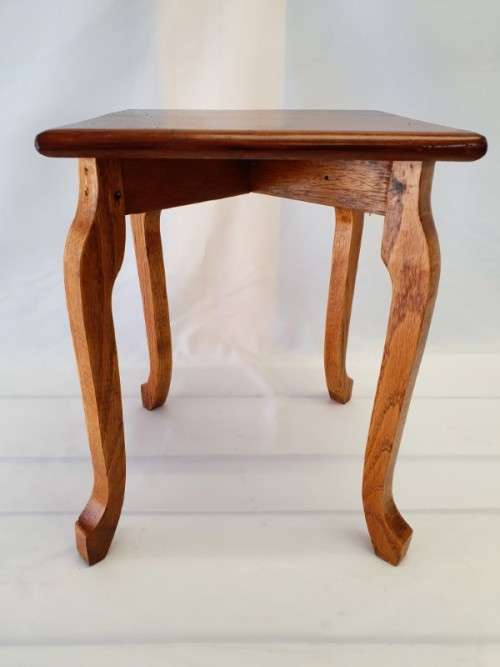 A lovely vintage solid Oak and Imbuia small side table-Xmas sale!