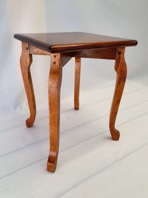 A lovely vintage solid Oak and Imbuia small side table-Xmas sale!