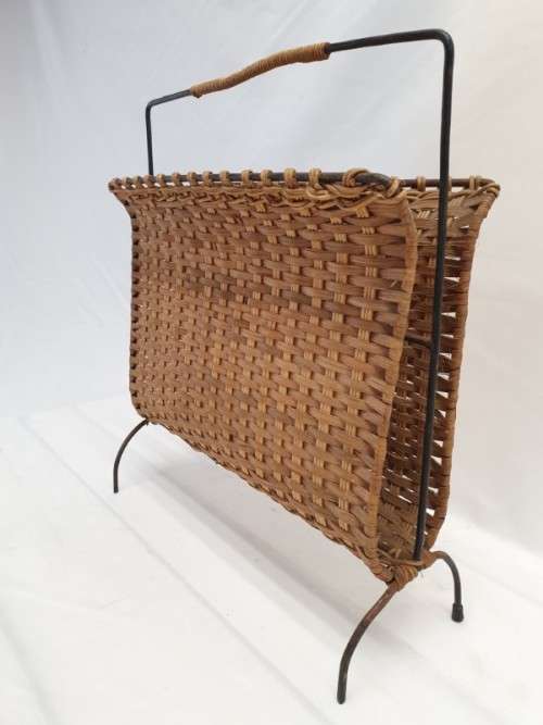 A wonderful vintage wicker magazine stand. Xmas Sale