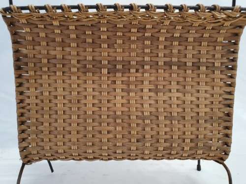 A wonderful vintage wicker magazine stand. Xmas Sale