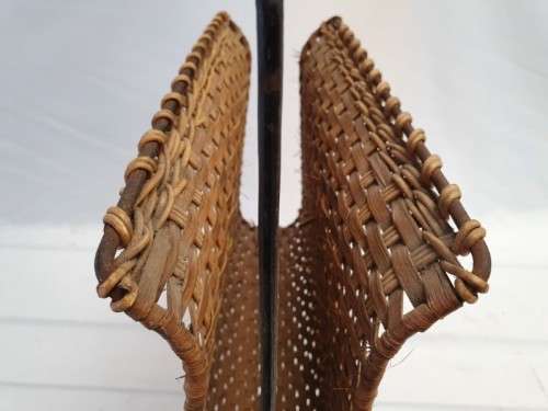 A wonderful vintage wicker magazine stand. Xmas Sale