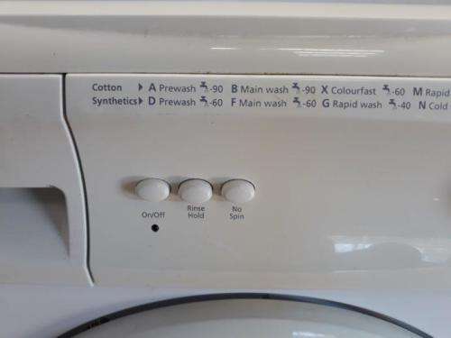 A Defy Automaid 600 washing machine in working order
