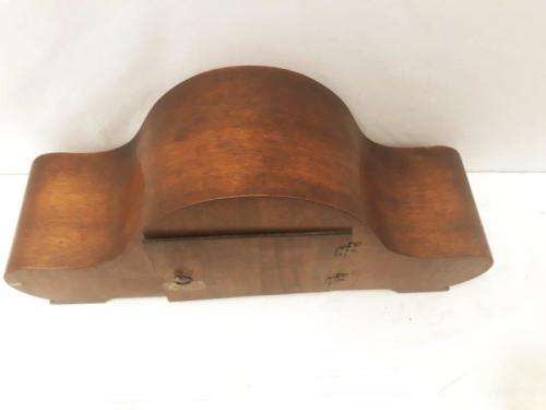 A vintage no name clock for restoration