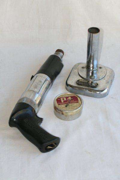 1947 'POWDER POWER TOOL CORP' DRIVE-IT 330 NAIL GUN!!! COMES WITH THE BLANK CHARGES AND THE STAND!!!