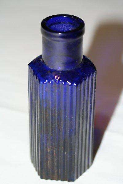 A VERY RARE VERY OLD BLUE BOTTLE!!! REMEMBER TO CHECK MY OTHER LISTINGS...