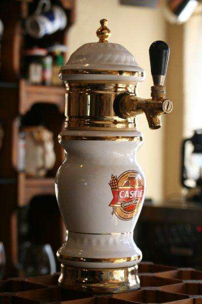CASTLE LAGER DRAUGHT TAP!!! THIS IS AWESOME - LOOK AT THE PICS...