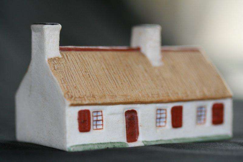 wow! wow! wow! W.H.GOSS - ROBERT BURNS COTTAGE!!! VERY COLLECTABLE AND QUITE VALUABLE