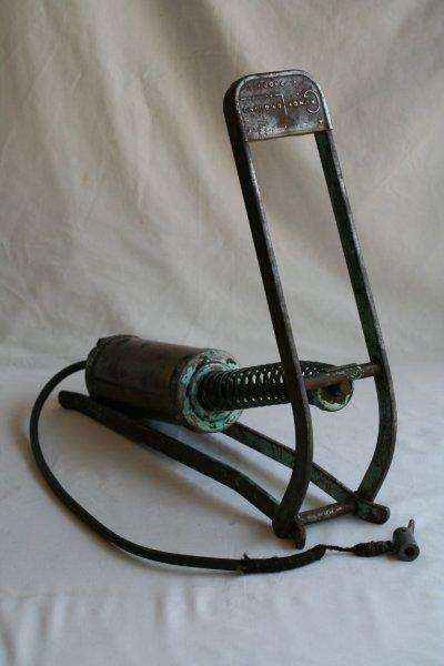 AWESOME VINTAGE BRASS FOOT PUMP!!! VERY COOL...