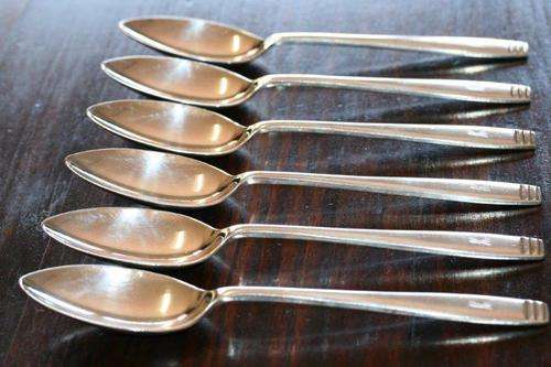 WOW! A VINTAGE ELKINGTON & Co 6pce EPNS SILVER HALLMARK DESSERT SPOON SET - circa 1950's...