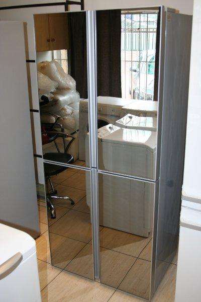 KELVINATOR 4-DOOR MIRROR FRIDGE / FREEZER! STUNNING AND IN GREAT CONDITION!!! BARGAIN!!!!!!!!!!!!!!!