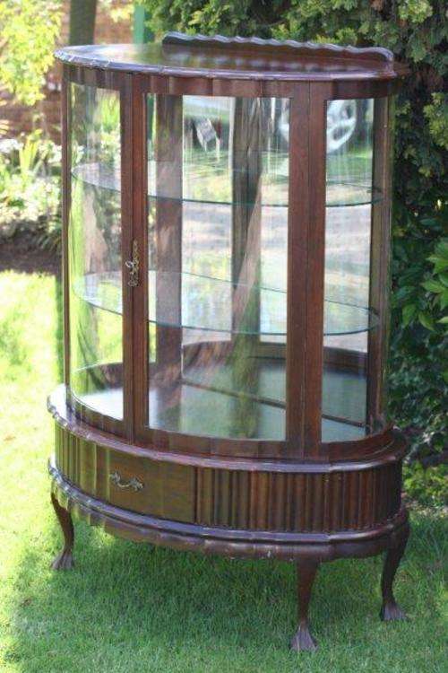 IMBUIA (PROPER) BALL & CLAW SHOW CASE WITH ORIGINAL CURVED GLASS!!! STUNNING FURNITURE!!!