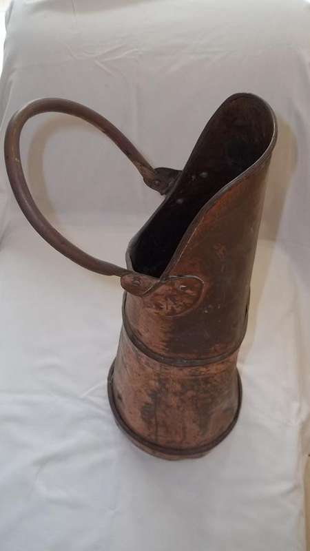 INCREDIBLE ANTIQUE COPPER COAL SCUTTLE: THIS ONE HAS LOADS OF CHARACTER