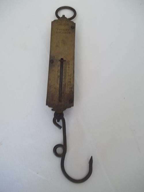 WONDERFUL ANTIQUE NO. "0" BRASS FACED 25 lbs POCKET BALANCE: A NICE PIECE