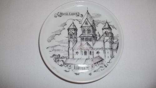 BEAUTIFUL COMMEMORATIVE PLATE OF THE MARIA LAACH ABBEY IN GERMANY. AN EXQUISITE OLD ABBEY