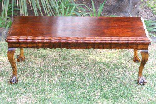 AWESOME BALL & CLAW COFFEE TABLE WITH YELLOW WOOD LEGS!!! STUNNING FURNITURE IN FANTASTIC CONDITION!