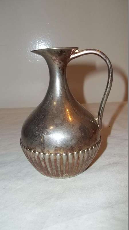 BEAUTIFUL VINTAGE CROWN BY EMPRESS SILVER PLATED JUG - QUITE A LOVELY LITTLE JUG