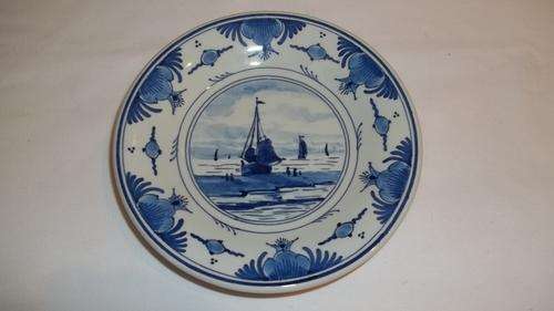 STUNNING DELFT OF HOLLAND HAND PAINTED CERAMIC WALL PLATE - A VERY BEAUTIFUL WALL PLATE