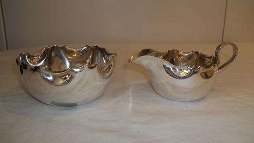 AMAZING ANTIQUE (c1910) FENTON & BROTHERS LIMITED EPNS SILVER PLATED MILK JUG AND SUGAR BOWL -
