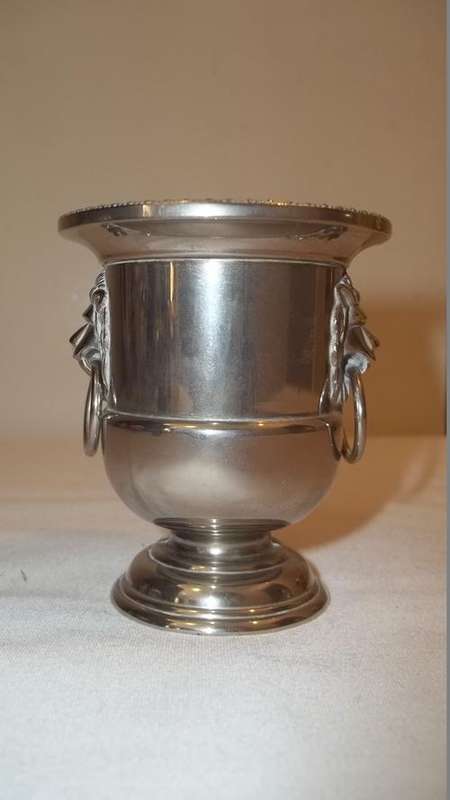 AWESOME LITTLE SILVER PLATED URN WITH LION-HEAD RING HANDLES - QUITE PRETTY