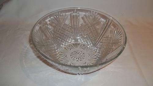 AMAZING CUT GLASS STYLE SERVING BOWL - THIS REALLY IS SOMETHING SPECIAL