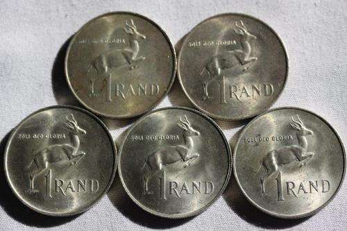 5 x 1967 - SOUTH AFRICA SILVER R1 COLLECTOR COINS!! AWESOME AND IN GOOD CONDITION! BID / COIN!