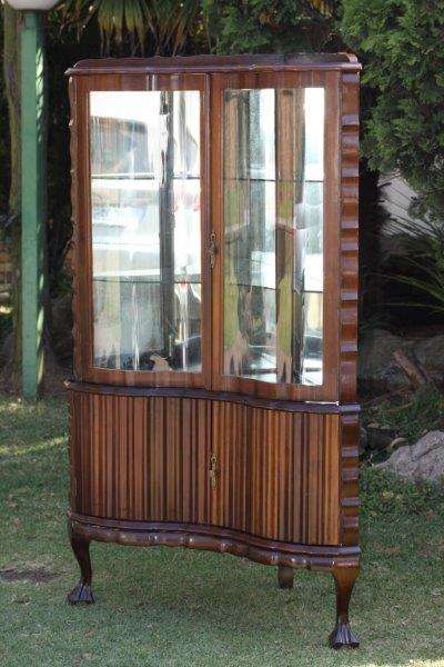 IMBUIA BALL & CLAW CORNER SHOW CASE WITH ORIGINAL CURVED GLASS!!! STUNNING SCARCE FURNITURE!!!