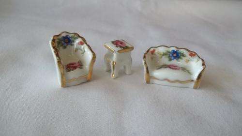 AN AMAZING LIMOGES OF FRANCE PORCELAIN "DOLLS HOUSE MINIATURE FURNITURE" COUCH, CHAIR & COFFEE TABLE