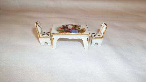 AN EXQUISITE LIMOGES OF FRANCE PORCELAIN "DOLLS HOUSE MINIATURE FURNITURE"  DINING TABLE & 2x CHAIRS
