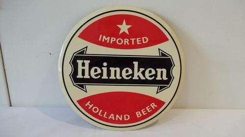 AN AMAZING HEINEKEN BEER BAR PLAQUE IN EXCELLENT CONDITION - IDEAL FOR ANY BAR SETTING