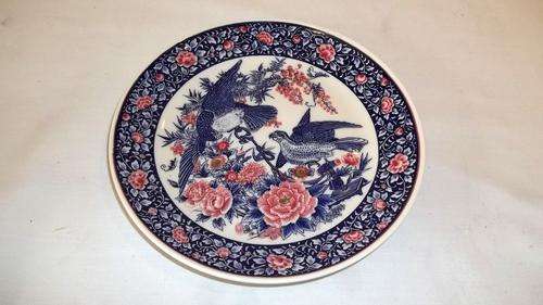 A MAGNIFICENT ORIGINAL ORIENTAL IMPERIAL IMARI COLLECTORS PLATE WITH SPECTACULAR ARTWORK