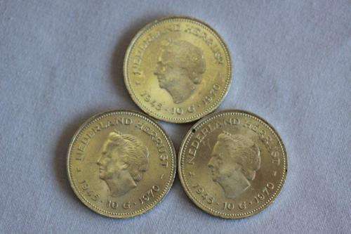WOW! 1945 - 1970 DUTCH SILVER BULLION 10G COINS IN GREAT CONDITION!!! bid/coin