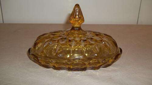 A FANTASTIC VINTAGE (1970's) "RETRO" DEEP YELLOW GLASS LIDDED BUTTER DISH WITH AWESOME DESIGN WORK