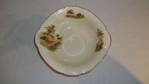AN AWESOME VINTAGE ALFRED MEAKIN OF ENGLAND "THE HAYRIDE" SERIES VEGETABLE SERVING DISH