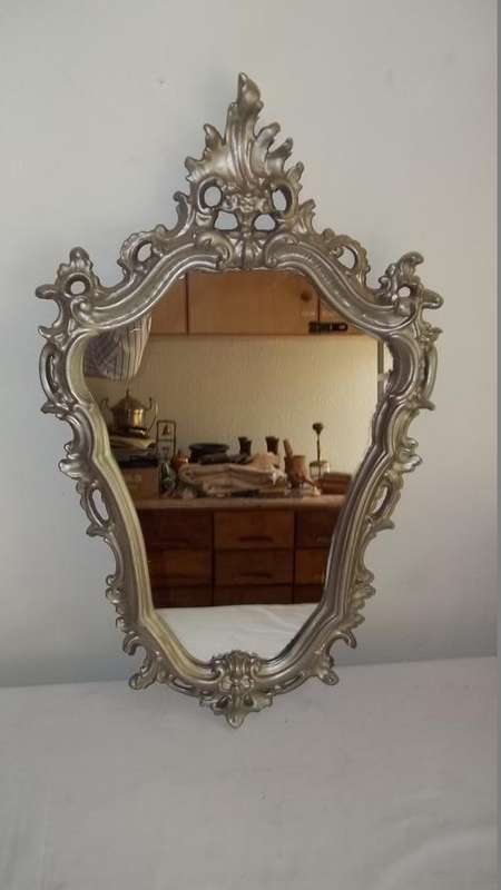 A STUNNING ANTIQUE "MOULDED FRAME" WALL MIRROR WITH AWESOME DETAILING - AN AMAZING PIECE