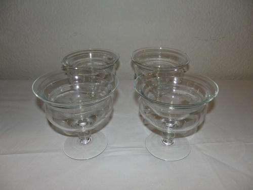 A SET OF FOUR AWESOME CUT GLASS SEAFOOD COCKTAIL SERVING COUPS - A STUNNING FIND