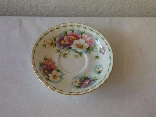 A BEAUTIFUL ROYAL ALBERT FLOWERS OF THE MONTH SERIES "COSMOS" FOR OCTOBER TEACUP SAUCER