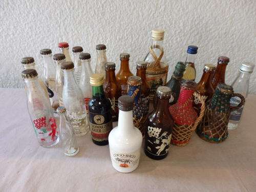 *JOB LOT* AN AWESOME COLLECTION OF MANY DIFFERENT VINTAGE MINIATURE BOTTLES