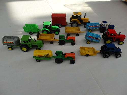 *JOB LOT* AN AWESOME COLLECTIBLE SET FARM TRACTORS, TRAILERS AND MORE
