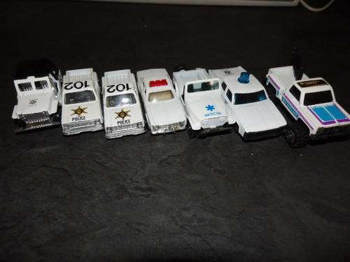 *JOB LOT* AN AWESOME COLLECTIBLE SET OF POLICE AND RECUE CARS