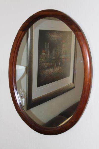 AN EXCEPTIONAL, STUNNING OVAL MIRROR WITH CURVED WOOD FRAME - AWESOME FURNITURE!!!