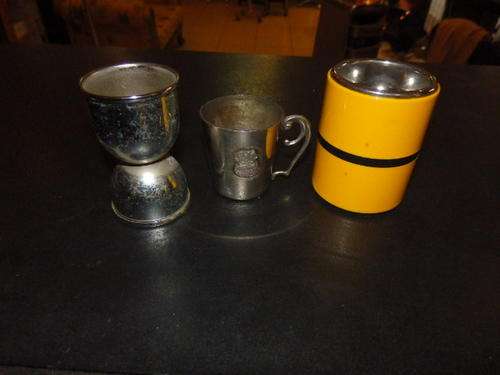 *JOB LOT*AN AWESOME SET OF THREE ASSORTED  VINTAGE TOT MEASURES