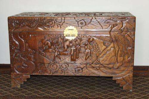 ABSOLUTELY STUNNING, HAND CARVED ORIENTAL CAMPHOR KIST - AWESOME KIST IN PRISTINE CONDITION!!!!