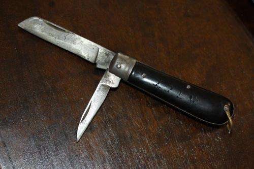 AMAZING RARE VINTAGE 2-BLADE POCKET KNIFE!!! AWESOME AND IN GOOD CONDITION FOR THE AGE!!!