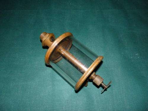 AN EXTREMELY RARE ANTIQUE (c1910) LUNKENHEIMER OF USA NO. 5 PARAGON OILER (PIG 1301)