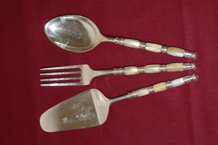 A MAGNIFICENT VINTAGE "LARGE" SILVER PLATED SERVING SET WITH MOTHER OF PEARL HANDLES