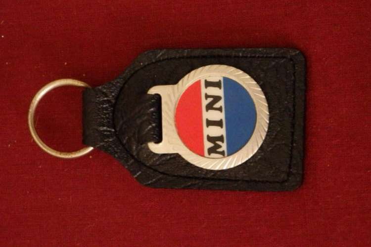 AN AWESOME VINTAGE MINI KEYRING FROM BEFORE MINI WAS OWNED BY BMW