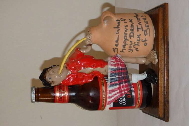AN UNUSUAL AND FUNNY BAR "GIMMICK" ORNAMENT = SOMETHING DIFFERENT FOR THE BAR