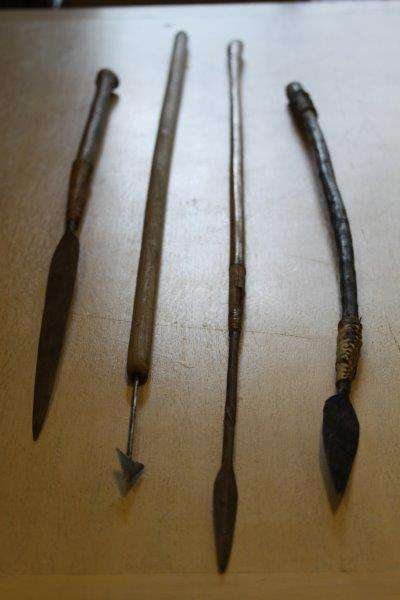 ANTIQUE TRADITIONAL AFRICAN STABBING & THROWING SPEARS / ASSAGAAI'S!!! bid/spear