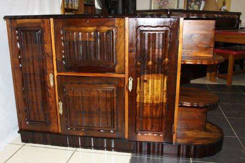 AN EXQUISITE VINTAGE DOUBLE SIDED SOLID IMBUIA DISPLAY CABINET! STUNNING DETAIL! UNIQUE & BEAUTIFUL!