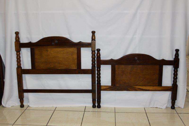 A STUNNING ANTIQUE IMBUIA SINGLE HEADBOARD & FOOTBOARD IN EXCELLENT CONDITION!!!